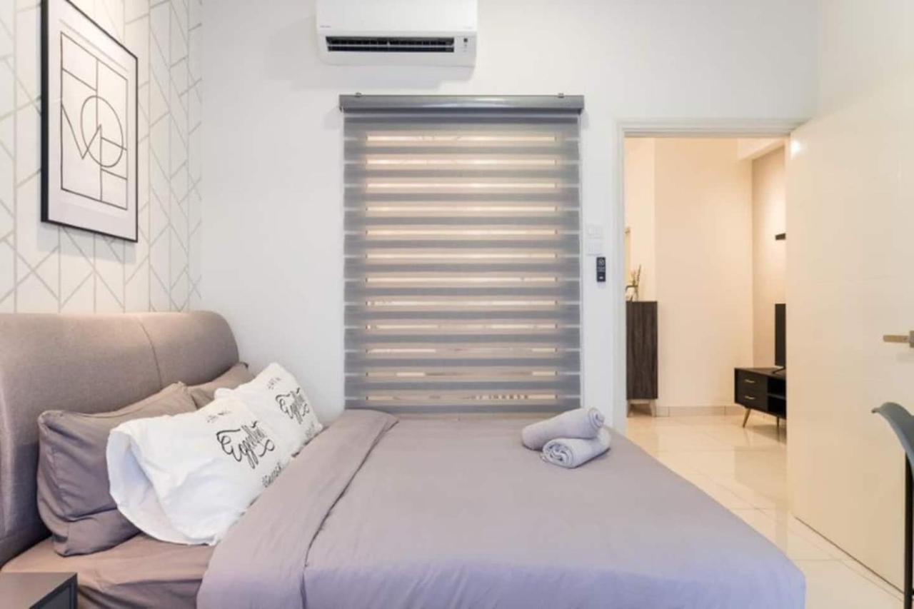 Апартаменты Arte Mont Kiara 3Pax Jacuzzi Pool Gym Near Mitec Matrade Куала-Лумпур Экстерьер фото