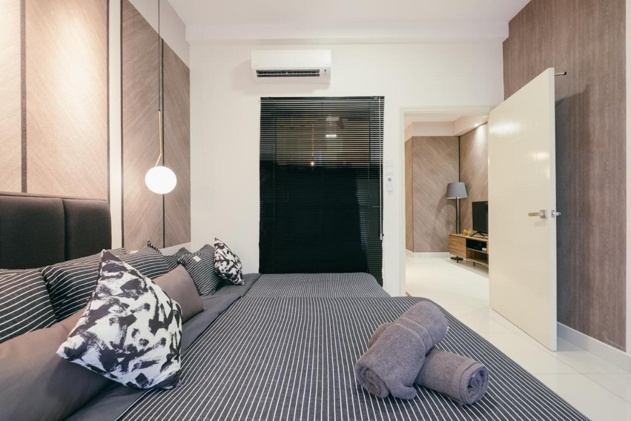 Апартаменты Arte Mont Kiara 3Pax Jacuzzi Pool Gym Near Mitec Matrade Куала-Лумпур Экстерьер фото